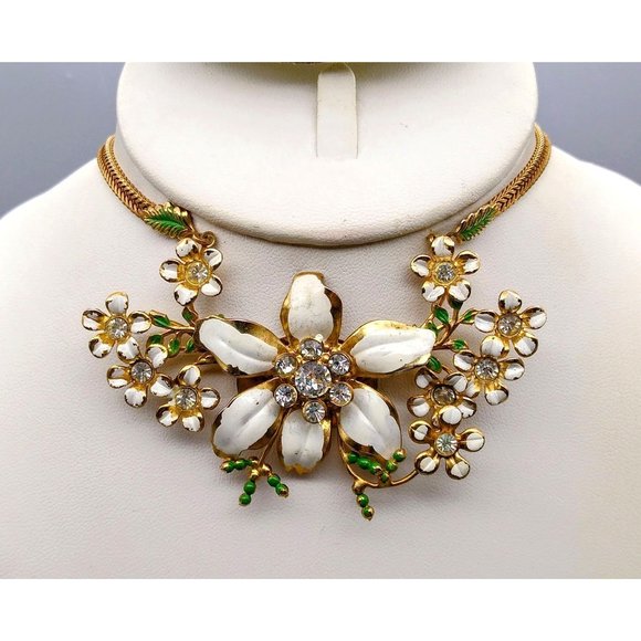 Vintage White Flowers Statement Choker, Gold Tone Chain Necklace with Enamel and - Picture 5 of 7